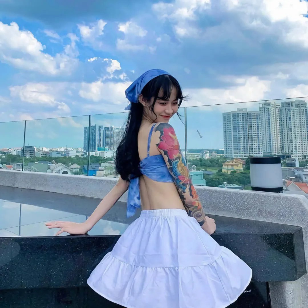 对她说